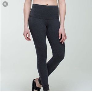 Lululemon wunder under high rise size 6